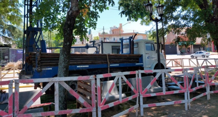 Comenzaron a perforar nuevos pozos de captación de agua