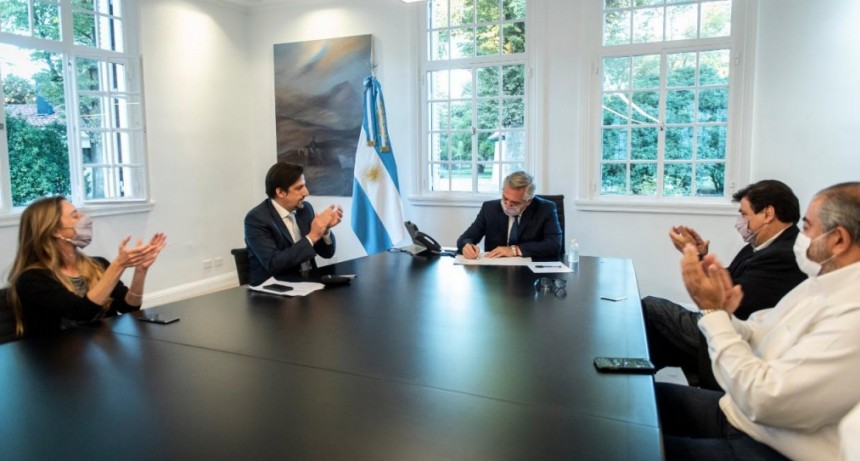 El Presidente recibió a sindicatos docentes tras el acuerdo en la paritaria nacional del 34,55 por ciento