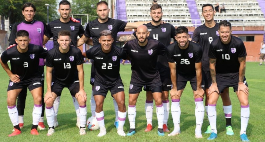 FERNANDO MOREYRA : estamos trabajando para formar una defensa que le brinde seguridad al equipo