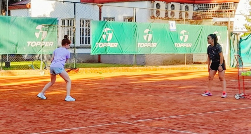 Tenis: la temporada ya está en marcha en el Club Ciudad de Campana
