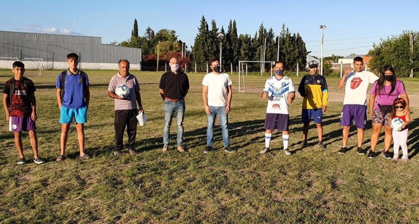 Alejo Sarna: Ante la ausencia del Municipio, trabajamos con y por los clubes de barrio