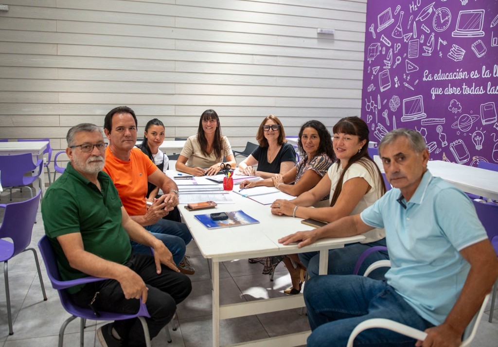 Concejales Juntos : “El proyecto educativo que impulsa Elisa Abella está pensada para generar más oportunidades para los vecinos”