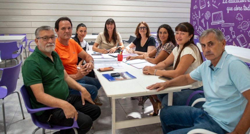 Concejales Juntos : “El proyecto educativo que impulsa Elisa Abella está pensada para generar más oportunidades para los vecinos”