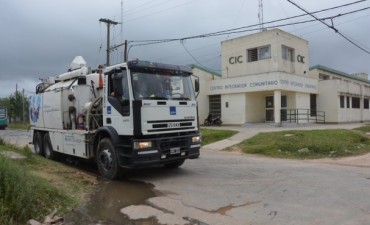 El cami&oacute;n desobstructor, gestionado por la Intendente Giroldi, intensifica su trabajo en la Ciudad