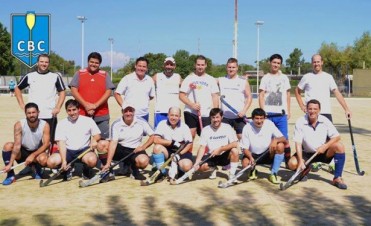 El equipo masculino de hockey del CBC se midi&oacute; contra el Club Porte&ntilde;o