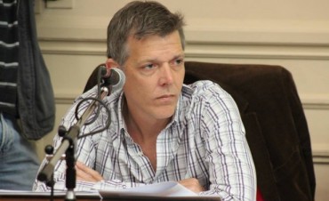Axel Cantlon: "Quien quiera ser candidato debe estar dispuesto a debatir p&uacute;blicamente"