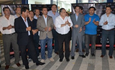 &ldquo;Trabajamos con el vecino y para el vecino&rdquo;, coment&oacute; Ghione.