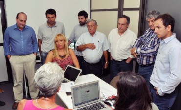 Abella mantuvo un nuevo encuentro con los presidentes de los bloques del HCD