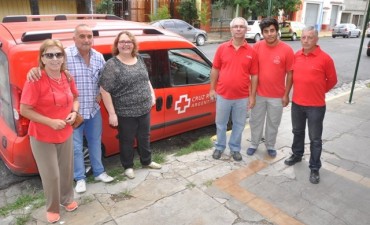Contin&uacute;a la ayuda a vecinos de la Isla 