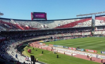 River Plate vs Boca Juniors en F&uacute;tbol con Estilo
