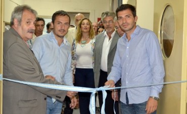 Abella particip&oacute; de la inauguraci&oacute;n del Taller de Mecanizado en la EET N&deg;1