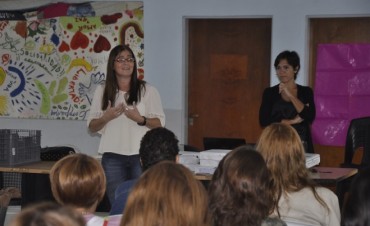 Capacitan a docentes en la prevenci&oacute;n del Dengue