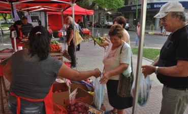 Los productores locales regresan este viernes a la Plazoleta Belgrano   
