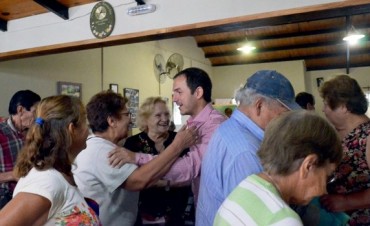 Abella visit&oacute; el Centro de Jubilados &ldquo;Ilusi&oacute;n de la Tercera Edad&rdquo;