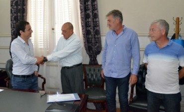 El Intendente present&oacute; a Osvaldo Alday como coordinador de Defensa Civil 