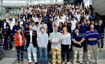 El Intendente entreg&oacute; un importante premio a la Escuela T&eacute;cnica Roberto Rocca