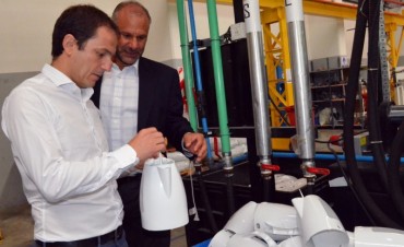 El Intendente visit&oacute; Newsan y se comprometi&oacute; a acompa&ntilde;arlos en gestiones con el Gobierno nacional