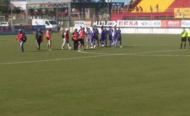 Villa D&aacute;lmine perdi&oacute; con Boca Unidos por 3 a 1