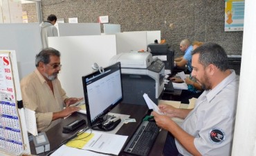 Titulares de taxis y remises deben regularizar su situaci&oacute;n