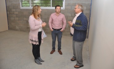 El Intendente recorri&oacute; la obra del nuevo edificio del Colegio  Emanuel 