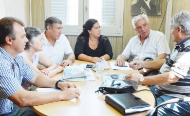 &ldquo;Ajuste para el pueblo, despilfarro para el Gobierno&rdquo;