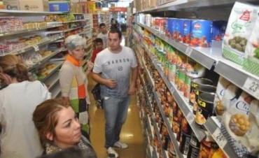 El Municipio Clausur&oacute; el supermercado Carrefour Market por diversas irregularidades