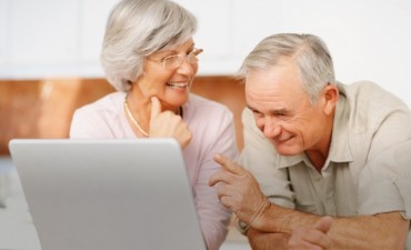 Lanzan tres nuevos cursos gratuitos destinados a adultos mayores