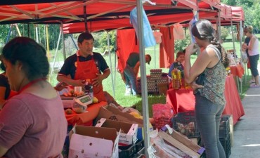 Ma&ntilde;ana los productores locales regresan al barrio Siderca 