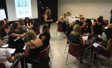 AXEL CANTLON Y LA UV CALIXTO DELLEPIANE REALIZARON CHARLA TALLER POR EL D&Iacute;A DE LA MUJER