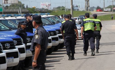 Campana recibi&oacute; seis nuevos m&oacute;viles policiales