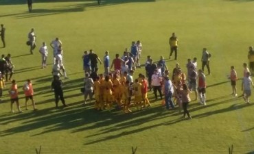 Villa D&aacute;lmine perdi&oacute; con Flandria 1 a 0
