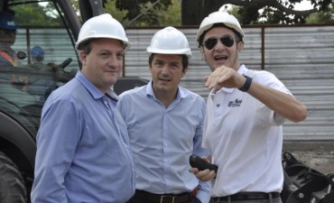 Este es el primero de muchos centros recreativos que vamos a construir en la ciudad: asegur&oacute; Roses