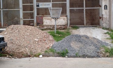 Higiene urbana: se refuerzan los operativos para despejar las veredas de  mont&iacute;culos
