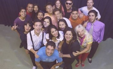 Una nueva versi&oacute;n de Mamma M&iacute;a llega al Pedro Barbero 