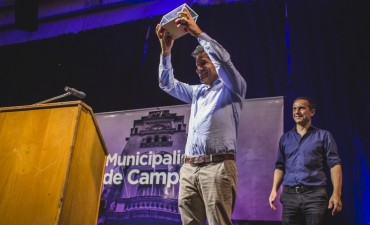 Facundo Manes en Campana: 2.500 vecinos disfrutaron de su gran conferencia