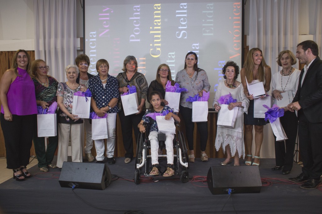 En el Día Internacional de la Mujer, se presentó un libro con historias de 12 mujeres destacadas de la ciudad
