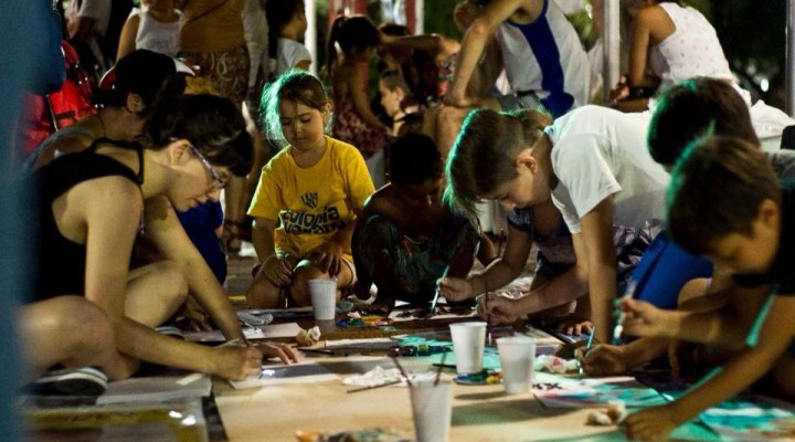 &Uacute;ltima jornada del Camping Art&iacute;stico en la Plaza Eduardo Costa