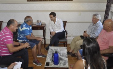 Abella recibi&oacute; a integrantes de la sociedad de fomento de Las Campanas