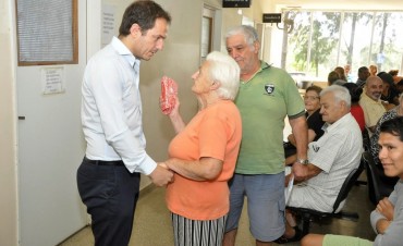 El Intendente visit&oacute; la Cooperadora del Hospital Municipal San Jos&eacute; 