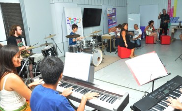 Luego de un verano a pura m&uacute;sica, finalizaron los talleres de ensamble 