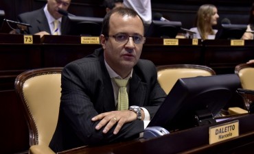Daletto present&oacute; un proyecto para que los countrys y grandes generadores separen la basura