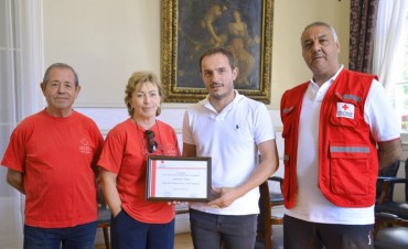 Abella fue reconocido como socio honorario de la Cruz Roja Filial Campana 