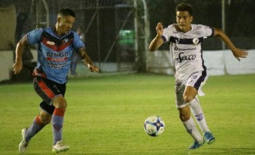 Villa D&aacute;lmine y Brown de Adrogu&eacute; empataron sin goles