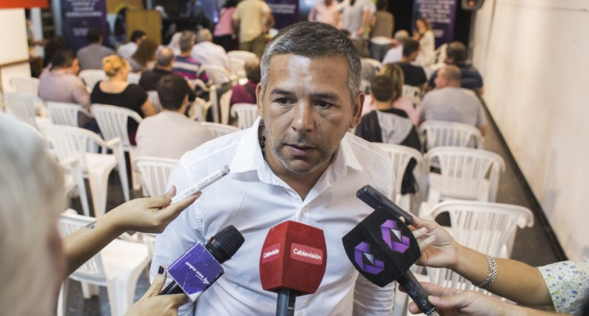 Asesorar&aacute;n a vecinos de Villanueva para tramitar las escrituras de sus viviendas