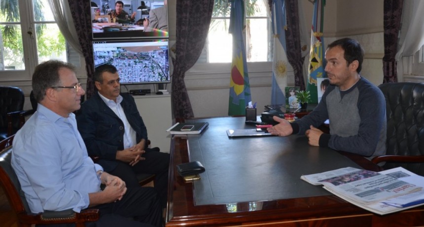 El Municipio y Tecmaco acordaron realizar la limpieza de microbasurales