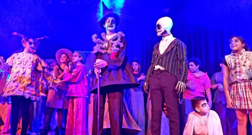 Con dos funciones a sala llena, se larg&oacute; la temporada 2018 del Teatro Pedro Barbero