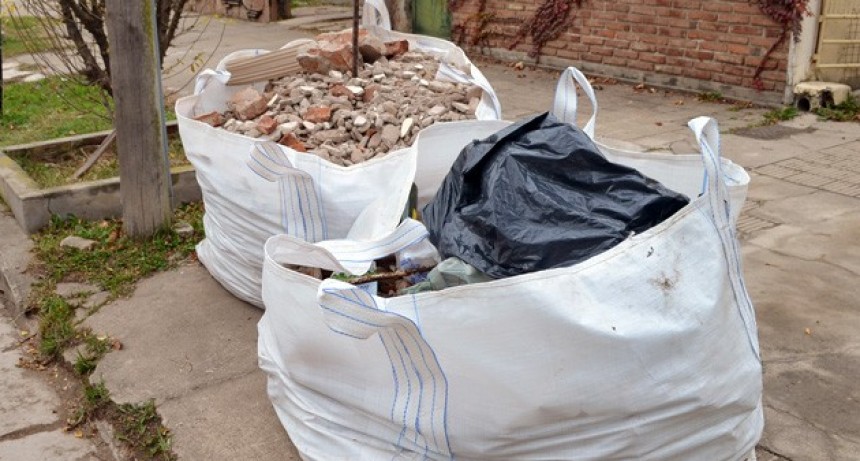 Se sancionar&aacute; a los vecinos que acopien material sobre la vereda o v&iacute;a p&uacute;blica   