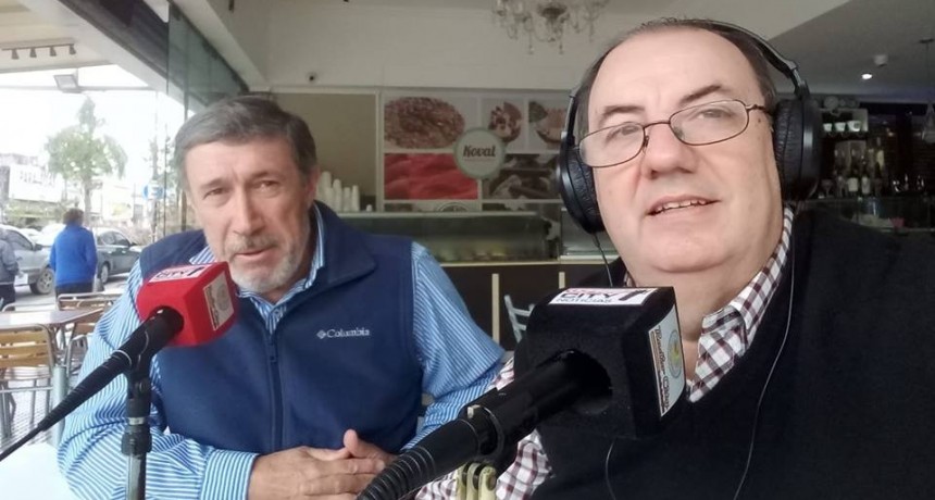 Osvaldo Fraticelli salud&oacute; a Radio City Campana en su 30&ordm; Aniversario