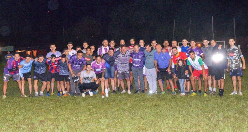 Abella visit&oacute; el Club Atl&eacute;tico La Josefa
