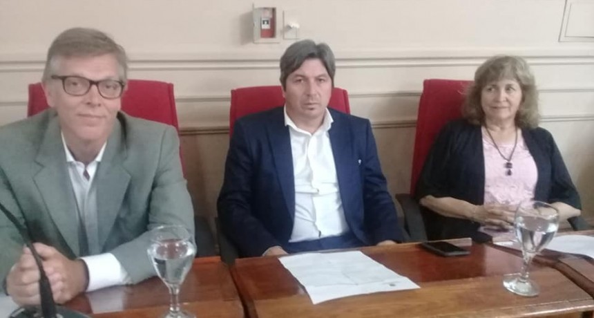 Concejales de UV M&aacute;s Campana: La transparencia sigue estando ausente en el Municipio